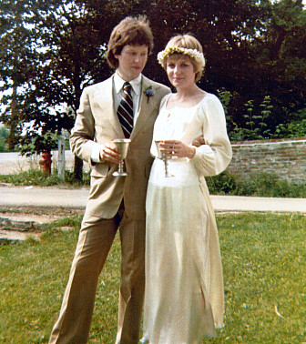 Chris and Tina on their wedding day in 1977