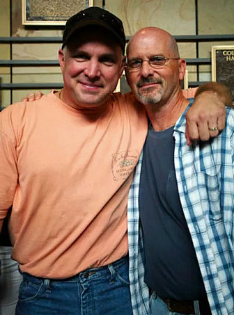 Billy Montana with Garth Brooks