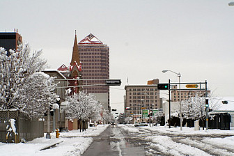 Downtown Albuquerque, 2006<br>Photo: <a href="https://commons.wikimedia.org/wiki/File:SnowyAlbuquerqueDowntown.JPG">Asaavedra32</a>, <a href="https://creativecommons.org/licenses/by-sa/3.0">CC BY-SA 3.0</a>, via Wikimedia Commons
