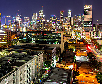 Downtown Los Angeles at night<br>Photo: Michael Bubmann, Pixabay