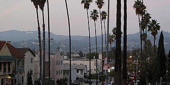 Hollywood Hills seen from the hill on Normandie Avenue<br>Photo: <a href="https://commons.wikimedia.org/wiki/File:Hollywood_Hills_from_Normandie_Avenue.jpg">Downtowngal</a>, <a href="https://creativecommons.org/licenses/by-sa/4.0">CC BY-SA 4.0</a>, via Wikimedia Commons