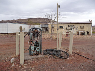 Doc Holiday's Cafe, now deserted, at entrance to Wittenoom<br>Photo: <a href="https://commons.wikimedia.org/wiki/File:Wittenoom_-_Doc_Holidays.JPG">Five Years</a>, <a href="https://creativecommons.org/licenses/by-sa/3.0">CC BY-SA 3.0</a>, via Wikimedia Commons