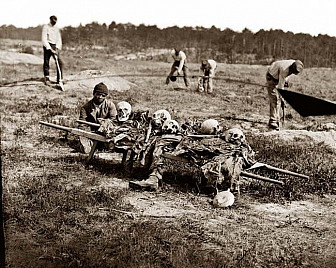 Cold Harbor battlefield, 1865<br>Photo: John Reekie, via Library of Congress
