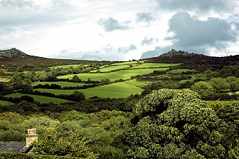 Widecombe in the Moor, Devon, England<br>Photo: <a href="https://commons.wikimedia.org/wiki/File:Widecombe_in_the_Moor,_Devon.jpg">dennisredfield</a>, <a href="https://creativecommons.org/licenses/by/2.0">CC BY 2.0</a>, via Wikimedia Commons