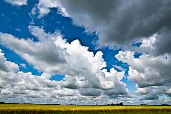Minnesota farmland skies<br>Photo: <a href="https://www.flickr.com/photos/nosha/3817693804/" target="_blank">Nathan Siemers</a>, via Flickr, CC 2.0