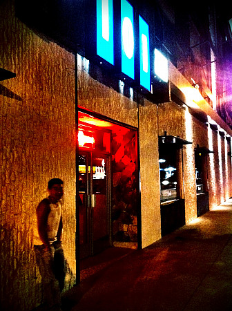 The gritty side of Los Angeles<br>Photo: <a href="https://www.flickr.com/photos/mockstar/5898469480/" target="_blank">David Poe, Flickr</a> CC 2.0)