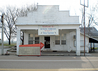 Tina Turner's childhood home in Nutbush along SR-19<br>Photo: <a href="https://www.flickr.com/photos/chiacomo/2318296200" target="_blank">Nathan</a>, via Flickr CC 2.0