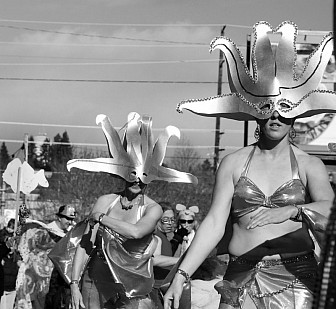 "Procession of Species" event in Olympia<br>Photo: <a href="http://www.imagekind.com/MemberProfile.aspx?MID=e8b601c3-beea-4a9d-8341-19aacac9a777"target="_blank">Kimberly Suwak</a>