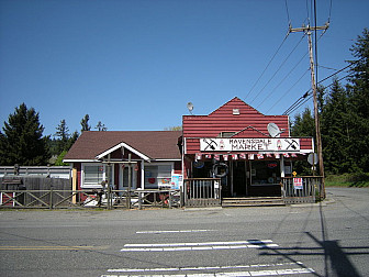 Ravensdale Market c 2009<br>Photo: <a href="https://commons.wikimedia.org/wiki/File:Ravensdale,_Washington_market_01.jpg">Joe Mabel</a>, <a href="http://creativecommons.org/licenses/by-sa/3.0/">CC BY-SA 3.0</a>, via Wikimedia Commons