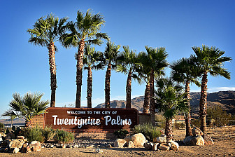 City's Welcome Sign<br>Photo: <a href="https://commons.wikimedia.org/wiki/File:29_Palms_Sign.jpg">Toglenn</a>, <a href="https://creativecommons.org/licenses/by-sa/4.0">CC BY-SA 4.0</a>, via Wikimedia Commons