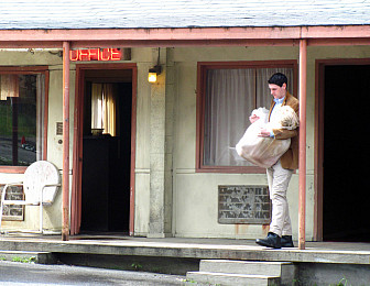 The Bates motel at Universal<br>Photo: <a href="https://www.flickr.com/photos/lorenjavier/" target="_blank">Loren Javier</a>, via Flickr, CC 2.0